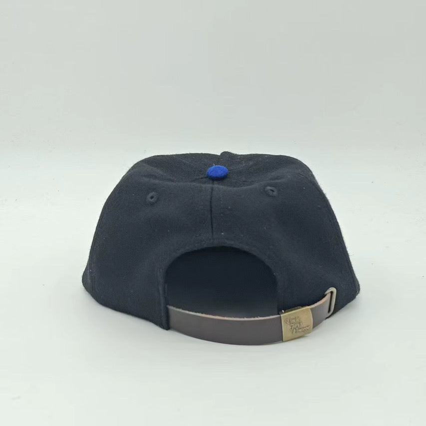New York Knicks Two-Tone Script Cap